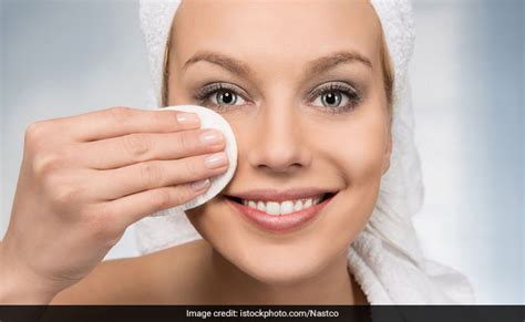 Acne Prevention Got Acne Prone Skin Follow These 6 Makeup Rules To