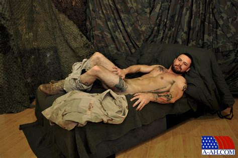 happy veterans day straight us army sergeant jerks his thick cock nuttybutt