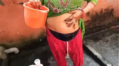 Desi Village Milf Nangi Aurat Bathing Outdoor Xxx Mobile Porno Videos