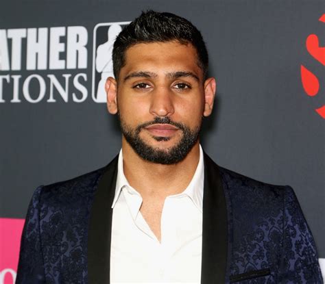 amir khan ends bitter family feud   father branding pregnant