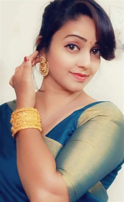 homely beauty saree girls beauty tamil nadu in 2021 beauty girl