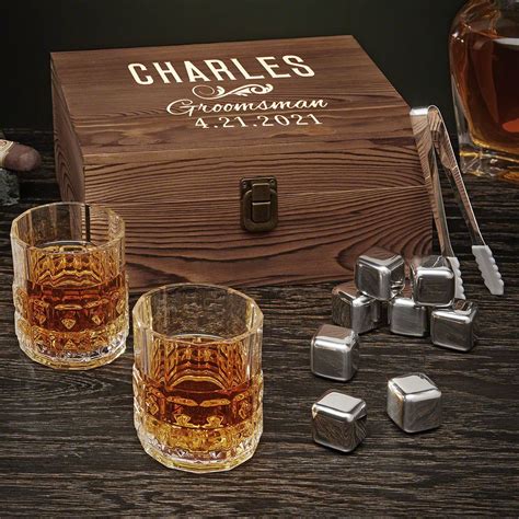 classic groomsman personalized whiskey set gift  groomsmen