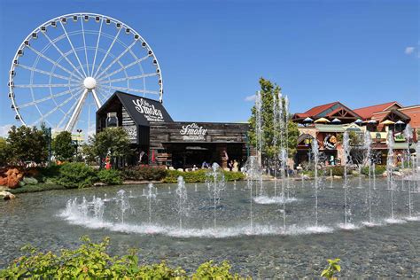 pigeon forge tn  travel destinations family vacation destinations