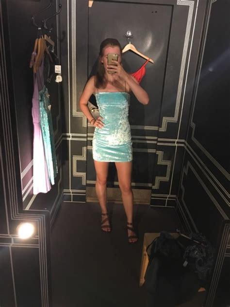 Shameless Dressing Room Selfies Tumblr