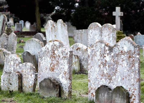 english country churchyard cemetery stock photo image  marking