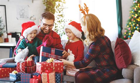 financial gifts  give  kids  holiday season retirely