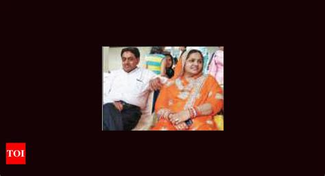 realtor and wife found dead in delhi flat cops suspect suicide delhi