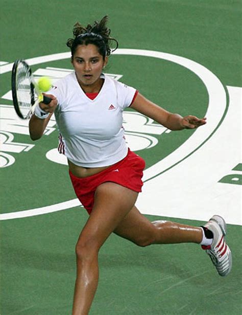xxx art high hot picture of sania mirza in action see this tennis beauty