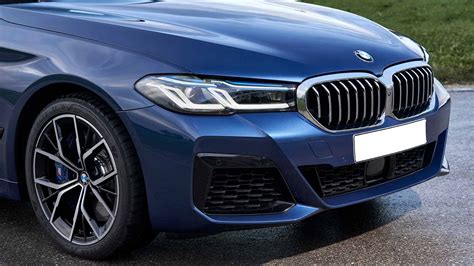 bmw  series review motoring research