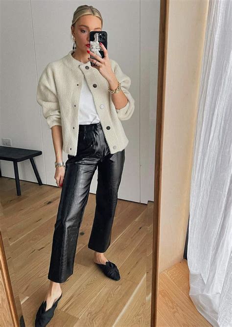 chic leather pants outfit ideas  prove    pair
