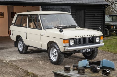 sale land rover range rover classic   offered