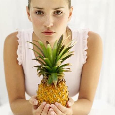 what are the advantages and disadvantages of pineapple woman