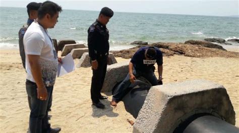 tourists facing jail for having sex on dongtan beach in thailand metro news