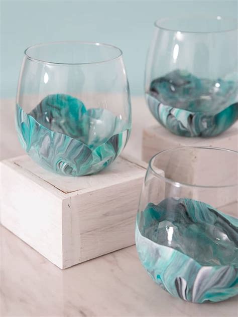 15 Diy Painted Wine Glass Ideas In 2020