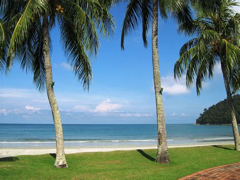 pangkor island perfect tropical holiday resort  malaysia