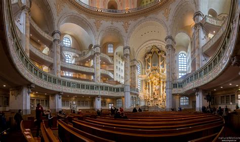 innenraum altar orgel frauenkirche dresden deutschland