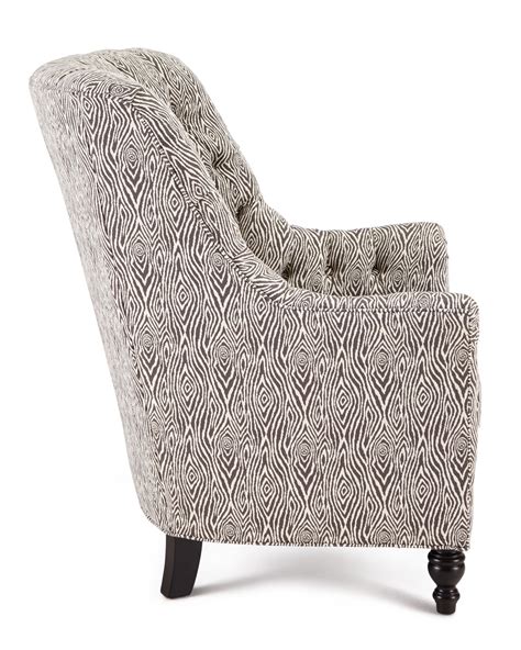 delta tufted chair