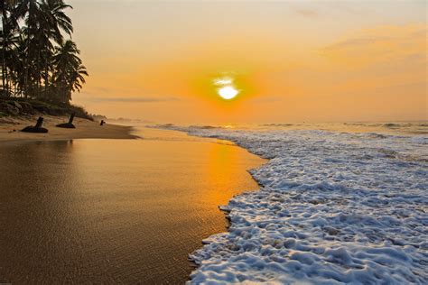 gorgeous beaches  ghana