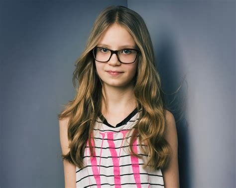 Long Hairstyle For Girls With Glasses