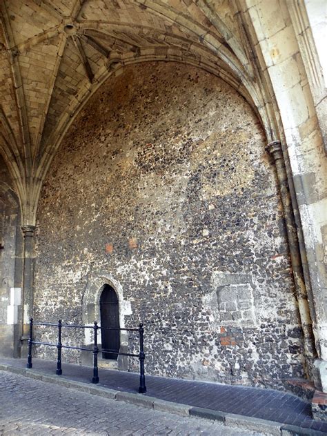 abbey gateway st albans   abbey gateway flickr