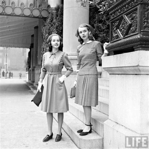 College Dresses By Nina Leen 1940 S 1940s Fashion