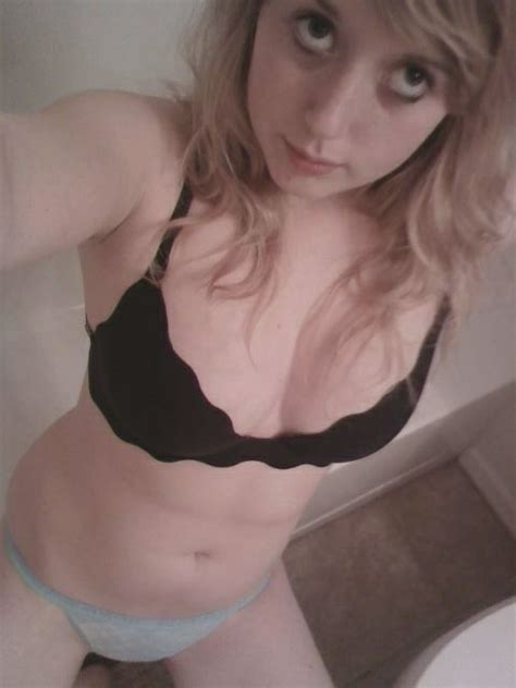 nude pics of sexy amateur teen girlfriend becca nude amateur girls