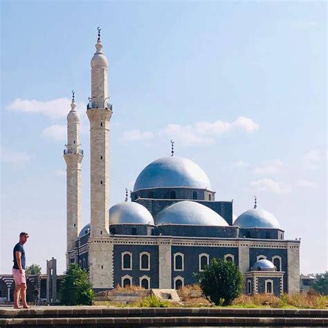 great mosque  al nuri  step ward
