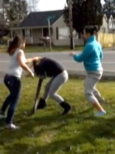 Washington State Teen Girls Attack 13 Year Old Girl Post Beating On