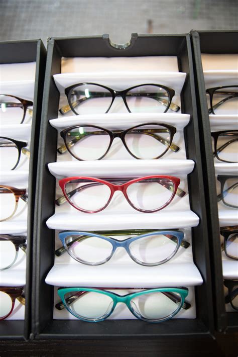 the biggest eyeglass trends of 2020 tom ford glasses chicago