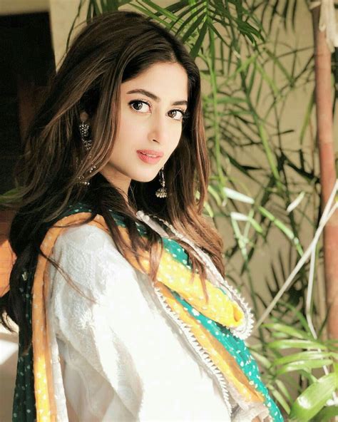 pin by 💕anmol 💕 on pakistani celebrities beauty full