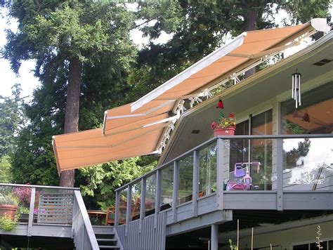 roof mount retractable awnings retractable awnings reviews