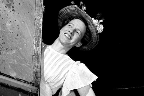 meet minnie pearl legendary country comedian  unifying force
