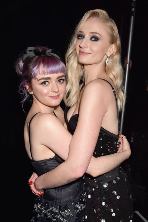 who will be sophie turner s maid of honor popsugar celebrity photo 13