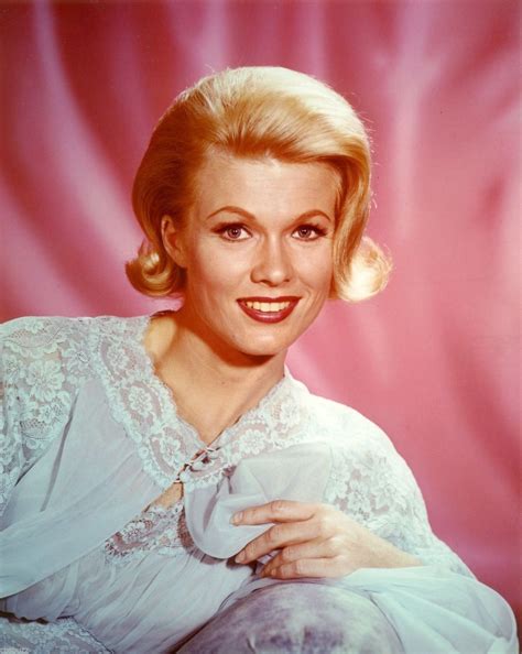 pat priest  marilyn munster  munsters  photo munsters tv show