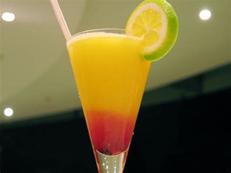 12 Drinks Made For The Beach Javis Travel Blog Go Visit Costa Rica