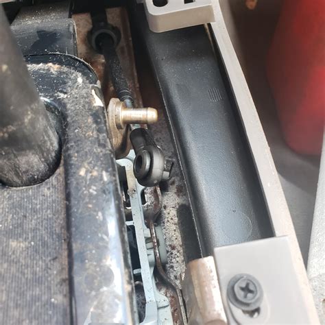 jeep liberty linkage breaks  stuck  neutral rmechanicadvice