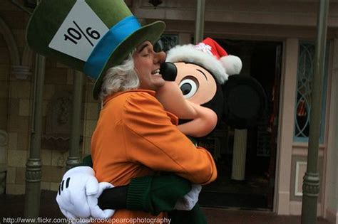 321 Best Disney Hugs And Kisses Images On Pinterest