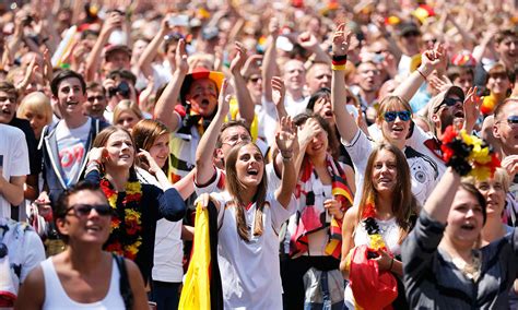 Germany Hails World Cup Heroes With Warm Welcome