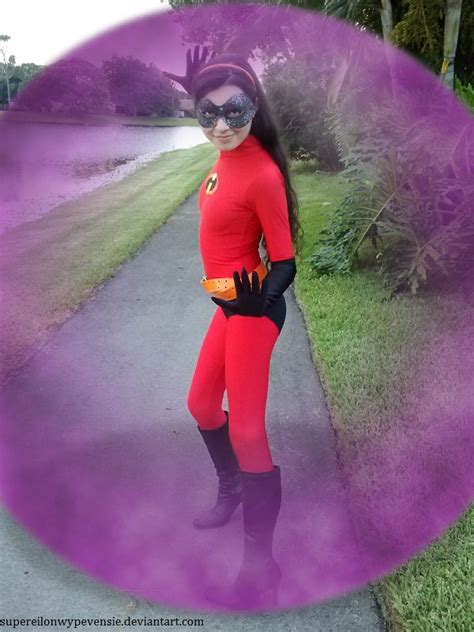 The Incredible Violet Parr By Supereilonwypevensie On