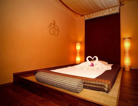 pin by rita benedetto on serenity room clouds massage room thai