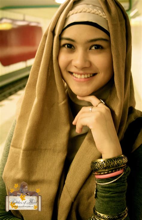 Indonesia Fashion Jilbab Women Nada