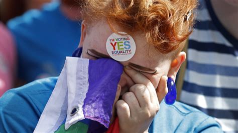ireland becomes first country to approve gay marriage in referendum — rt news