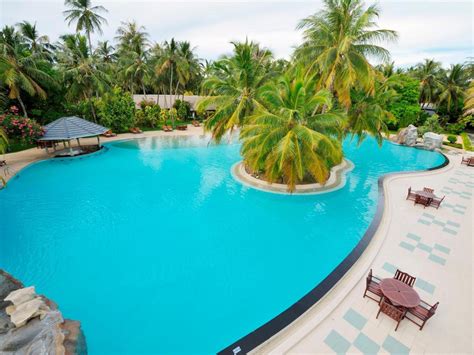 sun island resort spa  maldives islands room deals  reviews