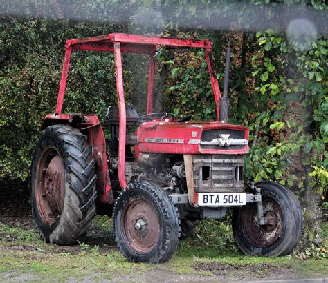 bta   massey ferguson tractor nivekoldgold flickr