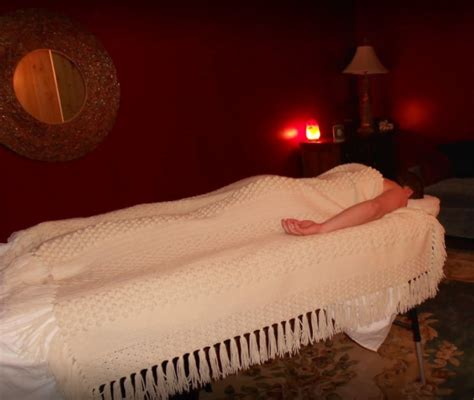 essential health massage spa find deals   spa wellness