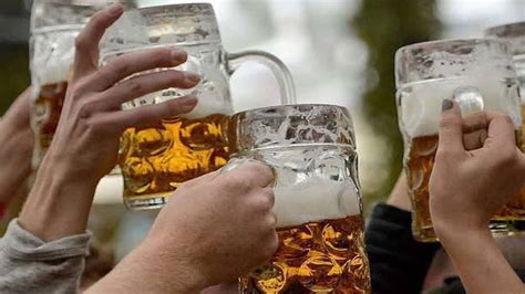 Cela Arrive à Votre Corps Si Vous Buvez De La Bière Tous Les Jours