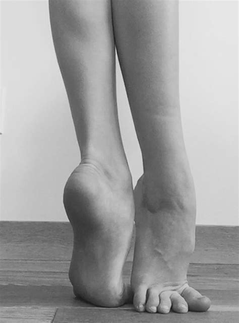 pin on nude woman foot