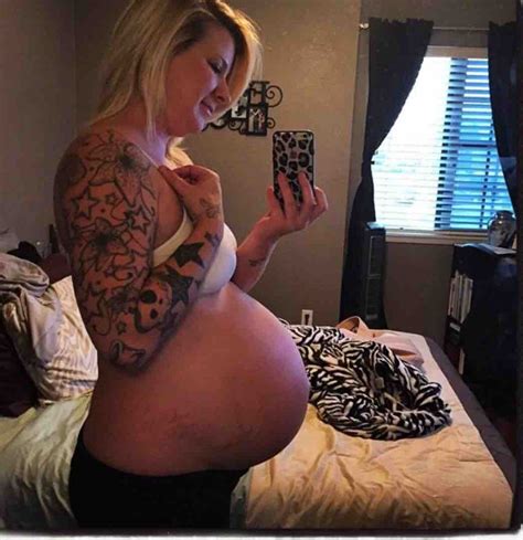 Gorgeous Tattooed Pregnant Porn Pic Eporner