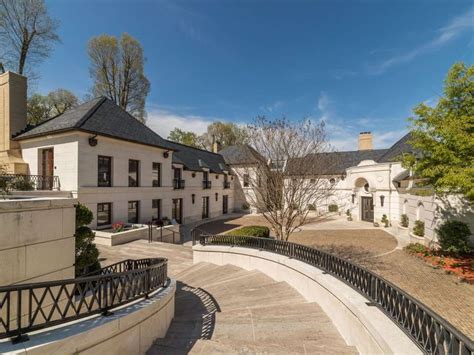 million  mansion virginia estate  owned  aols cofounder
