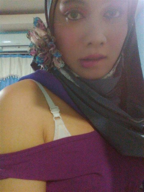 Hijab Seksi Hijab Bugil Nyepong Montok